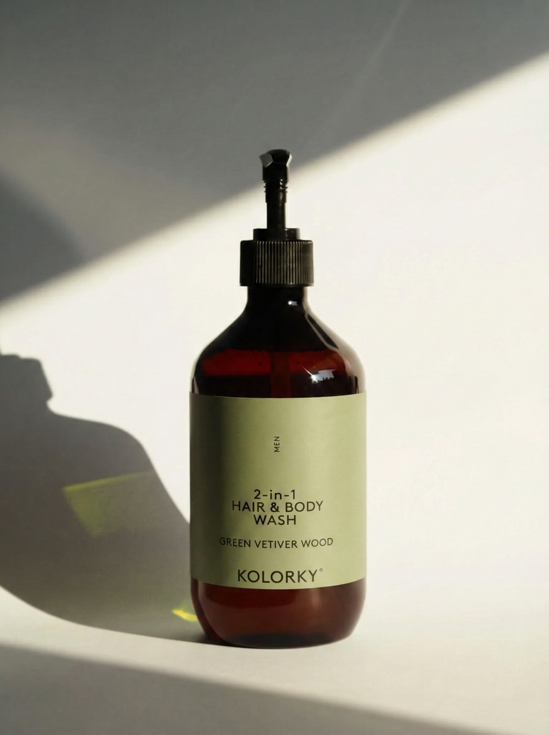 2-in-1 HAIR & BODY WASH, Green Vetiver Wood, 490 ml